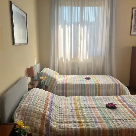 Bnbook Trilo San Carlo Apartament *